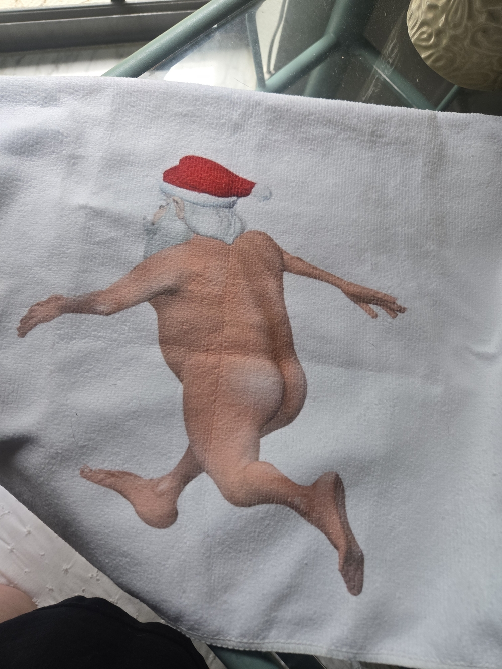 Santa Kitchen Towel With 4 Microfiber Cloths!